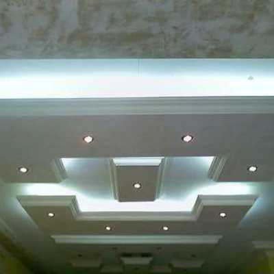 yeso y molduras de luz