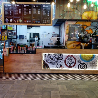 Construcción y adecuación de Cassava Roots plaza Satelite