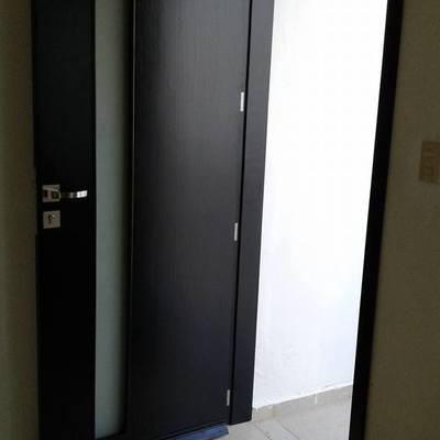 Puerta Caoba