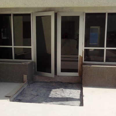 PUERTA DOBLE CON DOS FIJOS