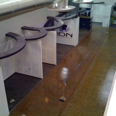 CONSTRUCCIÓN DE COMPLEJO COMERCIAL.