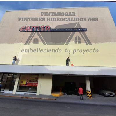 Trabajo de pintura en fachada exterior de 20mts de altura