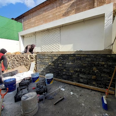 proceso de construcción muro llorón