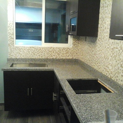COCINA EN GRANITO GRISSAL Y MDF