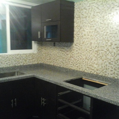 COCINA EN GRANITO GRISSAL Y MDF