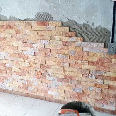 colocacion de azulejo tipo piedra