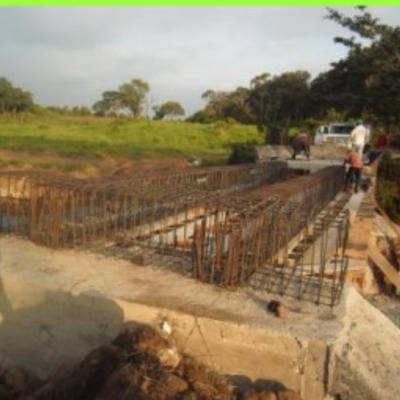ARMADO PARA COLADO DE PUENTE DE CONCRETO