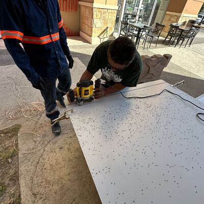 REMODELACIÓN DE FACHADA.