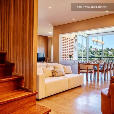 Interiorismo moderno con protagonismo de madera