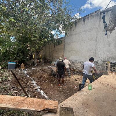 Inicio de Obra. Alberca, áreas comunes y servicios.