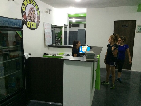 RECEPCION MODULAR PLAFONERIA ED. CHESTER GYM