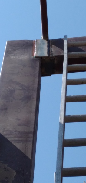 Soldando repisas y clips!