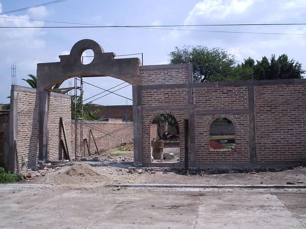 EL AVENCE