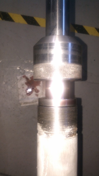 Elvador de piston central
