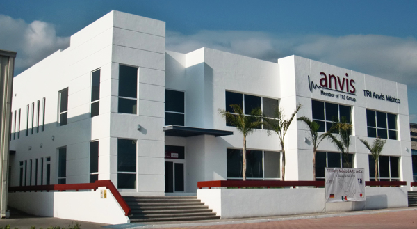 Edificio de oficinas ANVIS TOKAI