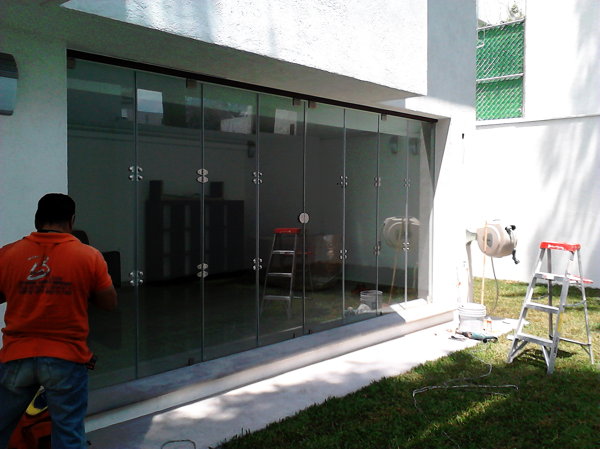 Cancel plegable de seis puertas