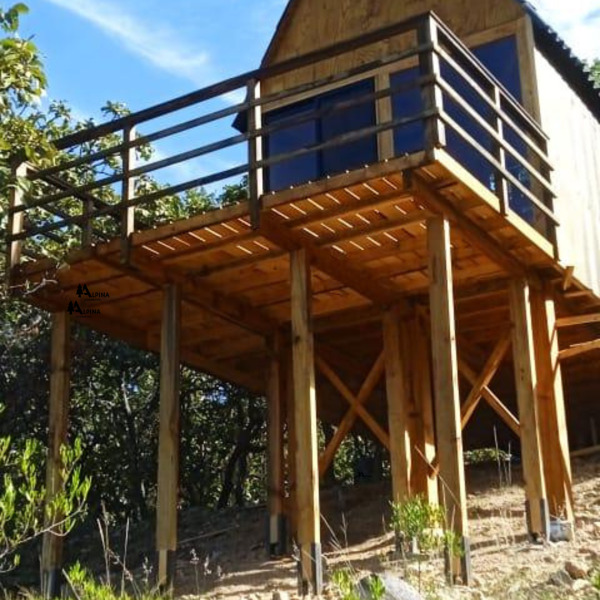 "Refugio de Campo: Cabaña Semi Alpina en las Alturas"