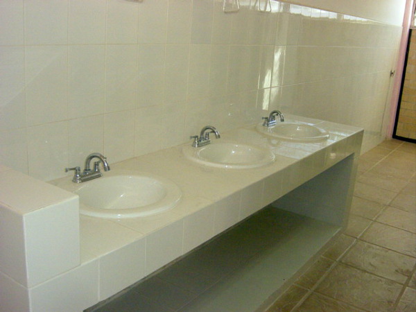 Guarderia y escuela de la Sep