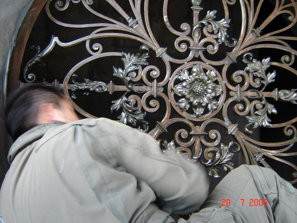 herrería en "El angel de la Independencia"