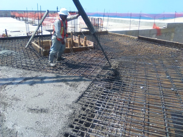 COLOCACION DE CONCRETO HIDRAULICO EN LOSAS