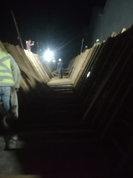 Simbrado de muro de canal