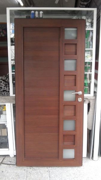 Puerta de aluminio
