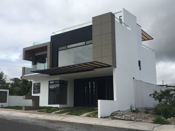 Fachada en esquina