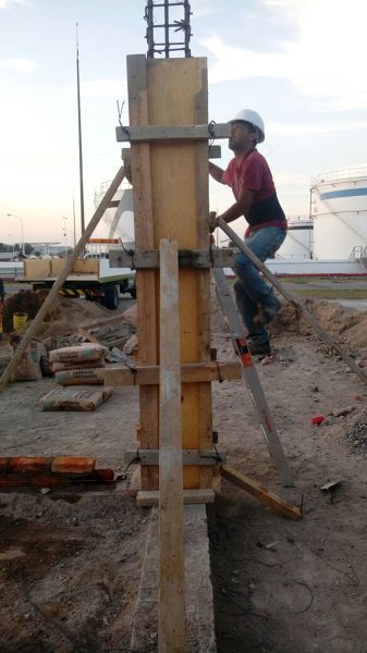 HABILITADO DE CIMBRA PARA COLUMNA