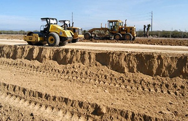 Movimiento de tierras y mejoramiento de suelos