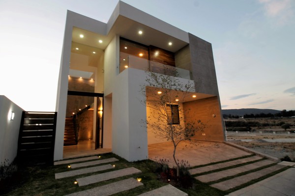 FACHADA CASA CORTI