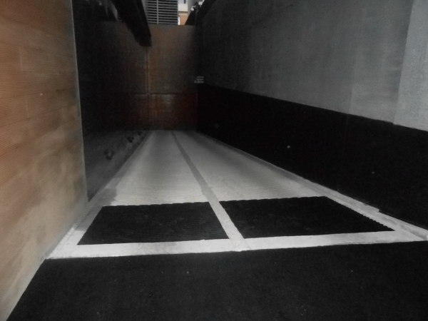  Entrada  de Estacionamiento