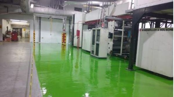 Foto: Colocación de Pisos Epoxicos de Constructora Svarko #729195