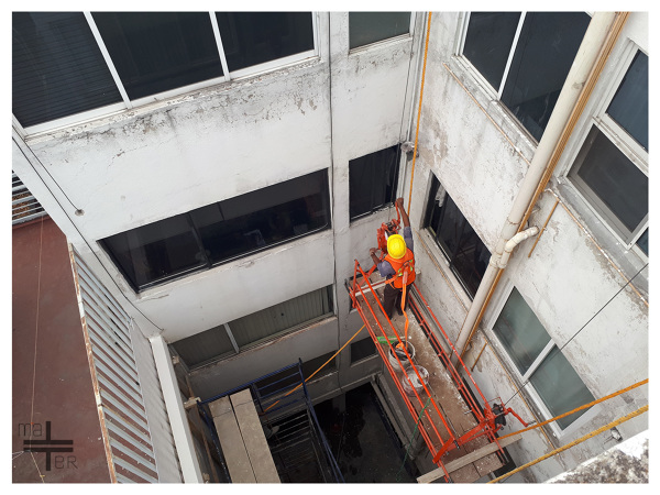 Proceso de mantenimiento de fachada.