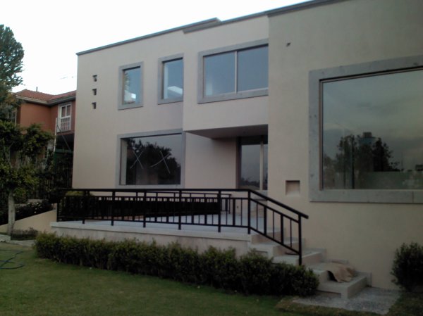 Residencia (Casa y/o oficina)