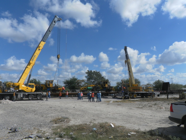 AUTOPISTA MIER MONTERREY KM 11 A 15
