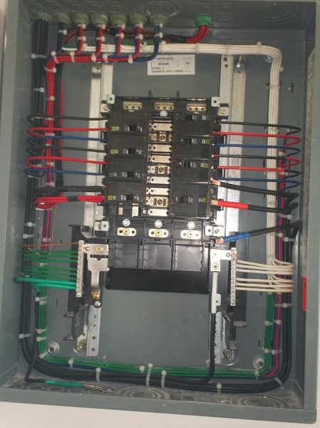 TABLERO DE EVAPORADORES DE AIRE ACONDICONADO