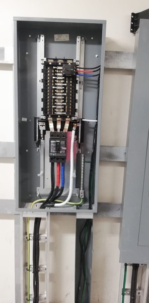 tablero de servicios 220v