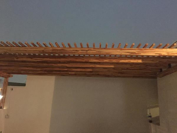 Pergolados en madera de teca.