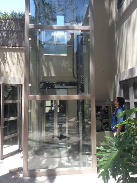 Elevador hidráulico residencial panoramico