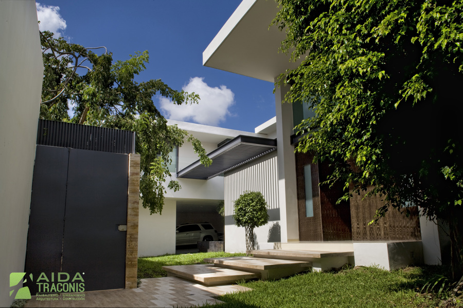 ACCESO A CASA JC-ROA