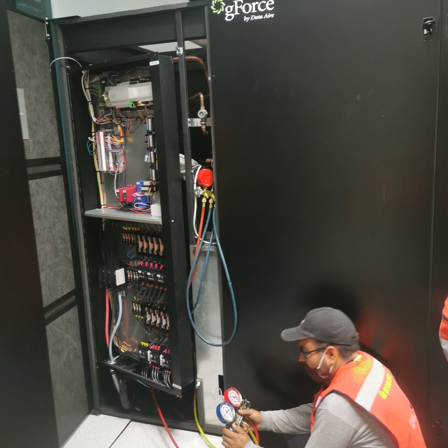 Ajuste de carga de gas refrigerante