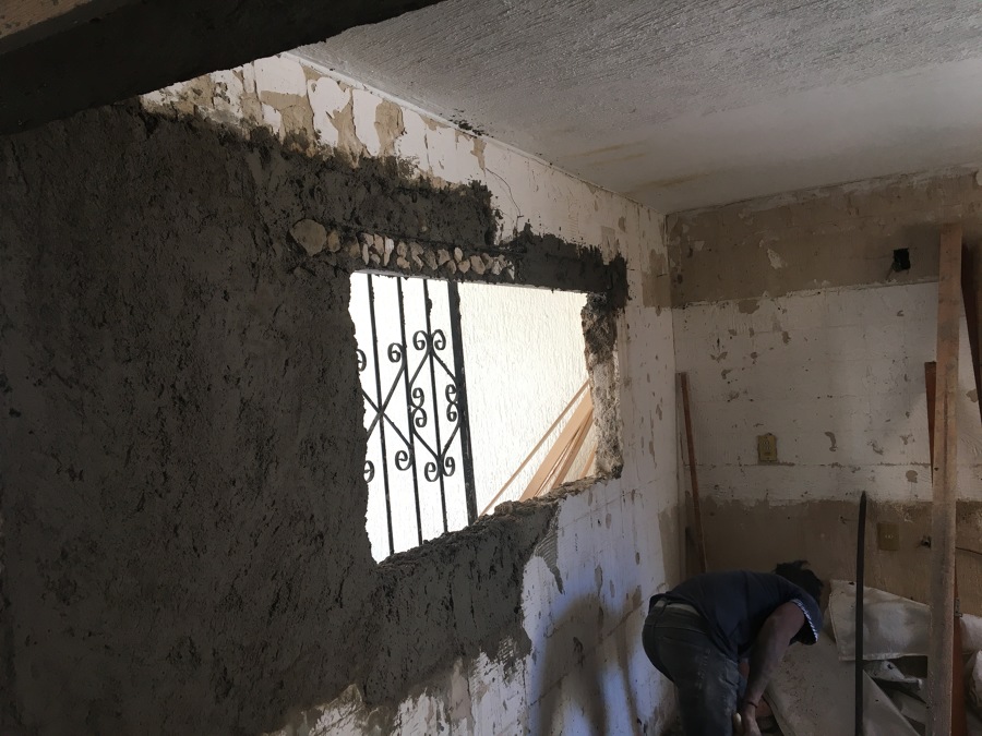 Foto: Cocina Durante la Obra. de Kalea Construcciones S.A de C.V