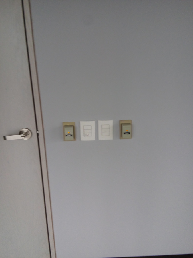 Apagadores sencillos, dimmer y termostatos