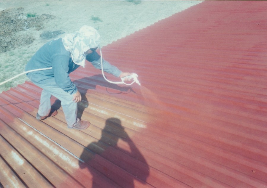 Aplicacion de fondo anticorrosivo