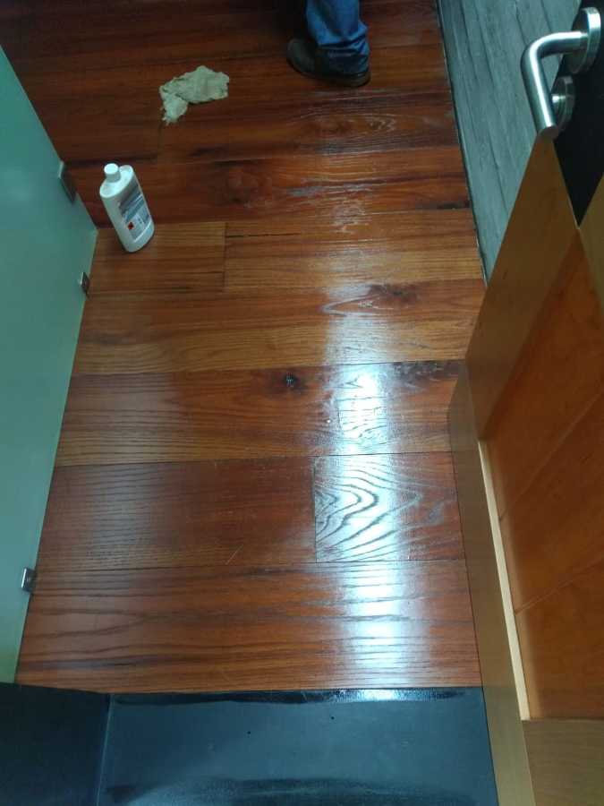 Aplicación de refresher de bona.®️