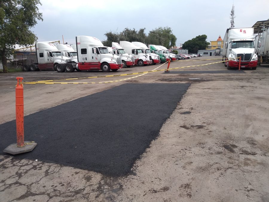 BACHEO CON ASFALTO