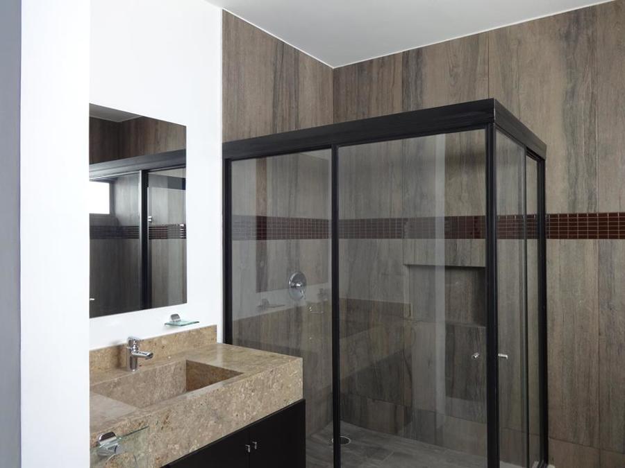 BAÑO RECAMARA SECUNDARIA
