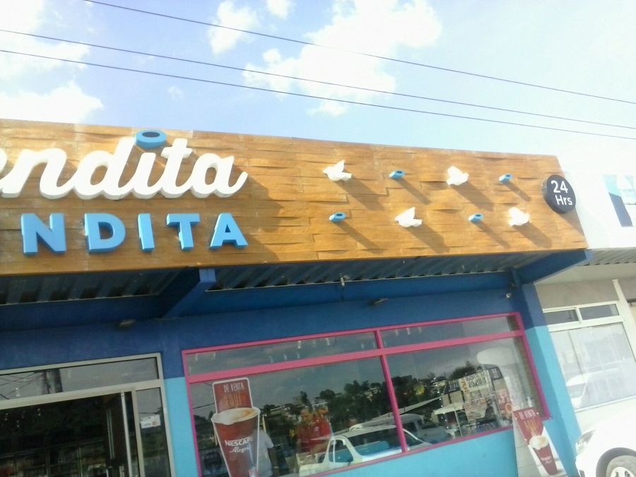 BENDITA TIENDITA
