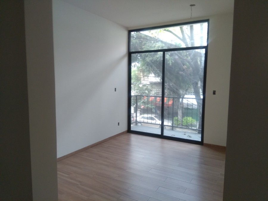 BENTANA DE ALUMINIO ACABADA