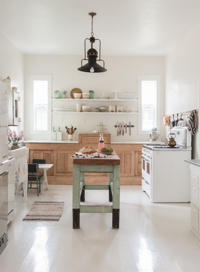 Foto: Cocina Abierta con Mesa Plegable para Comer #221055 - Habitissimo